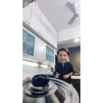 Ishita Dutta Instagram - #justforlaughs #stayathome @vatsalsheth