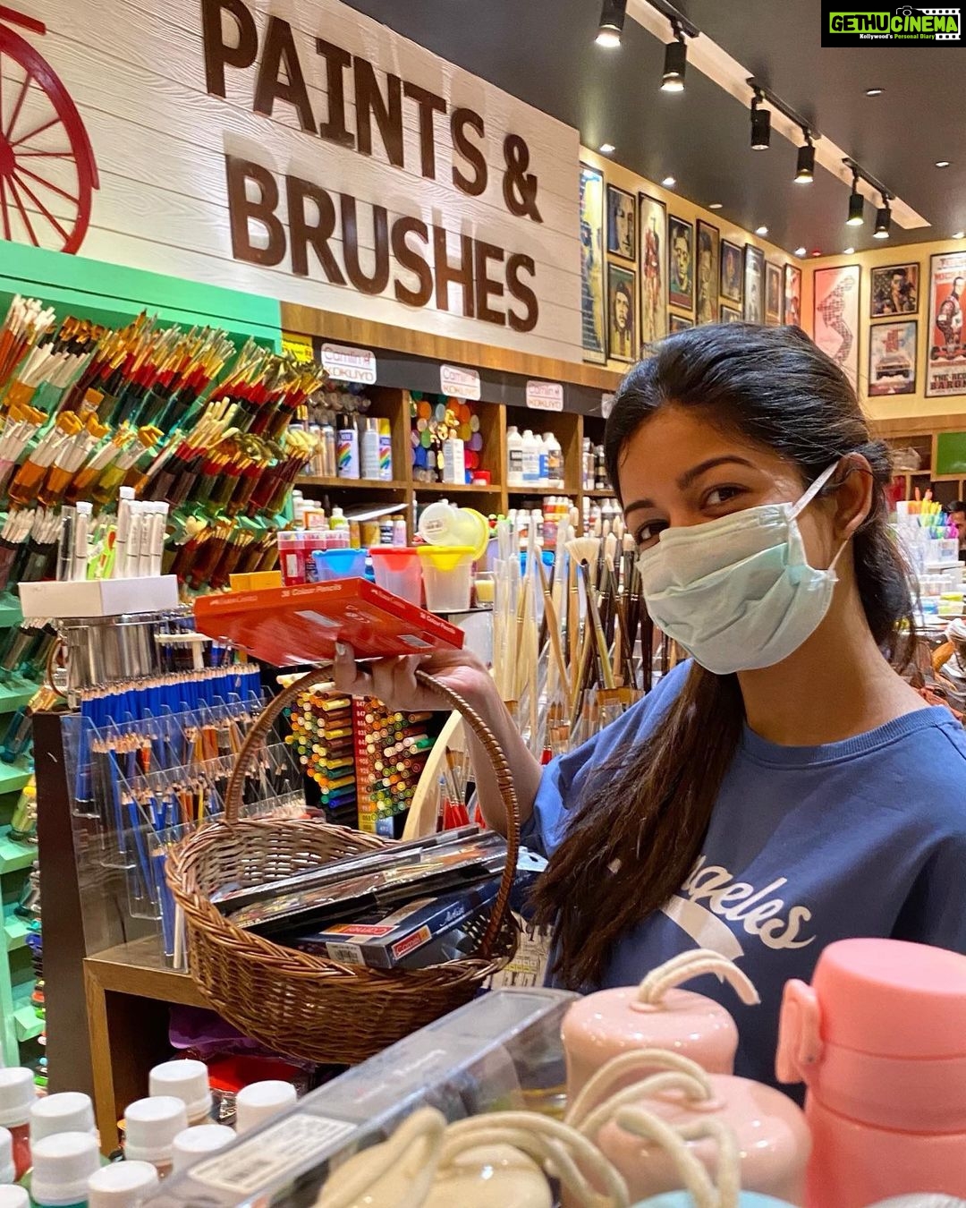 Ishita Dutta Instagram - Time to get creative... 🎨