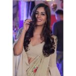 Ishita Dutta Instagram – Good hair ✔️
Good mood ✔️
Good day ✔️
Pic by @mr_sagar_15
Styled by @devikamm