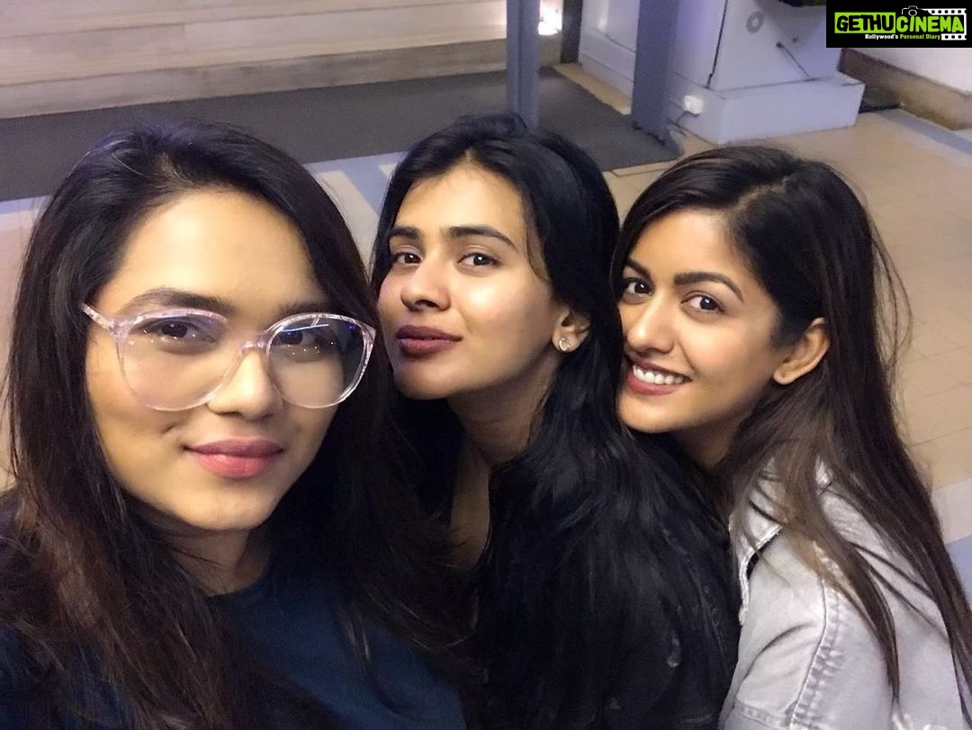 Ishita Dutta Instagram - #alwaysandforever❤️ @usma_allabux @ihebahp @monajoshi