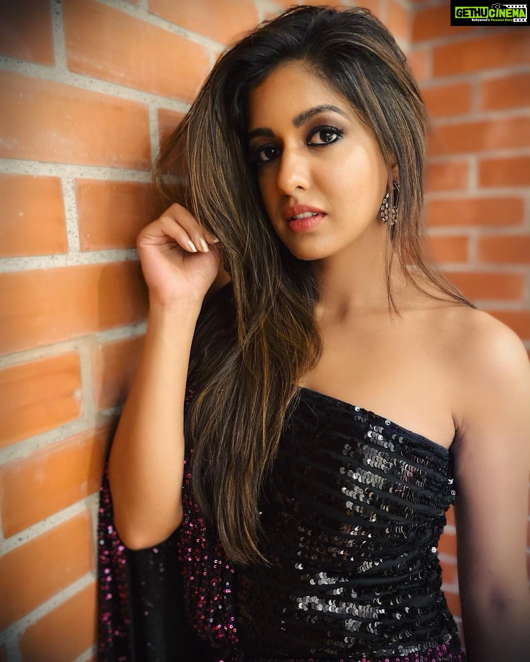 Ishita Dutta Instagram - #mood #2020 🤘 📸 @vattyboy