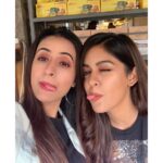 Ishita Dutta Instagram - There are friends, There is family and then there are friends that become family... ❤️❤️❤️ @priyakhurana2310 #bffforlife