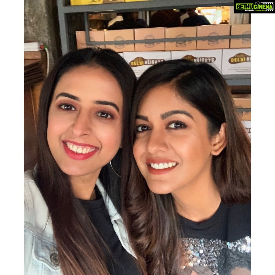 Ishita Dutta Instagram - There are friends, There is family and then there are friends that become family... ❤️❤️❤️ @priyakhurana2310 #bffforlife