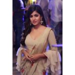 Ishita Dutta Instagram – Good hair ✔️
Good mood ✔️
Good day ✔️
Pic by @mr_sagar_15
Styled by @devikamm