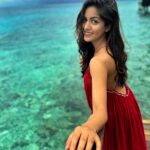 Ishita Dutta Instagram - Wherever you go, go with all your heart ❣ 📸 @vattyboy Wearing @suman_nathwani #maldives #travel #vacayvibes Raffles Maldives Meradhoo