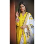 Ishita Dutta Instagram - 💛💛💛 Wearing @ambraee_ Clicked by @offical_sahibvohra