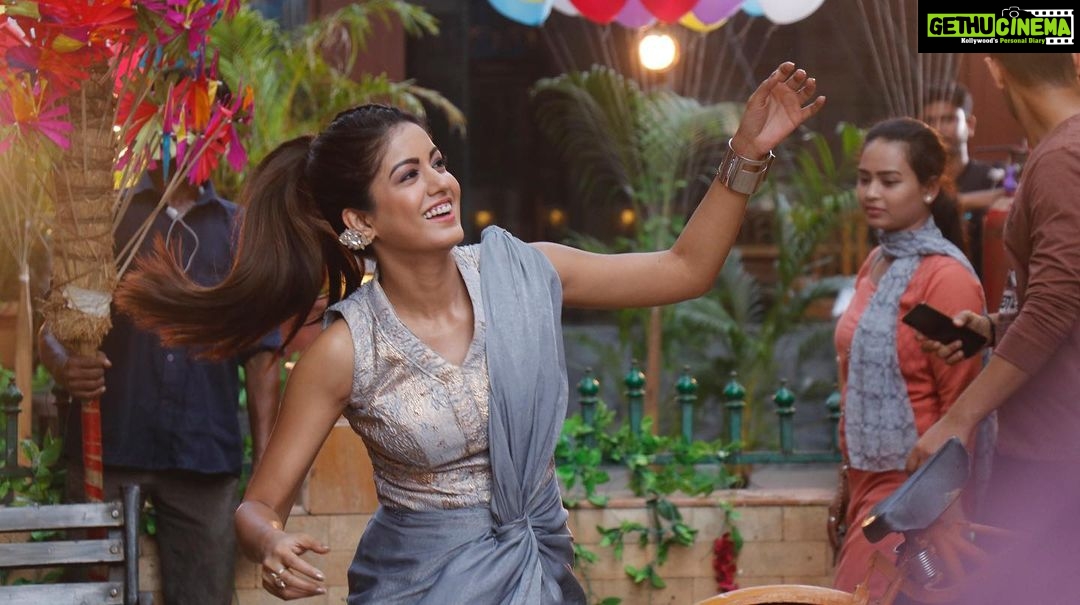 Ishita Dutta Instagram - Caption this @vikramyadavphotography