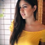 Ishita Dutta Instagram - #glowgetter 💛