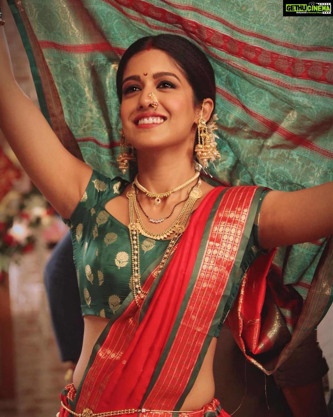 Ishita Dutta Instagram - ❤️❤️❤️ Pic @mr_sagar_15 Wearing @devikamm