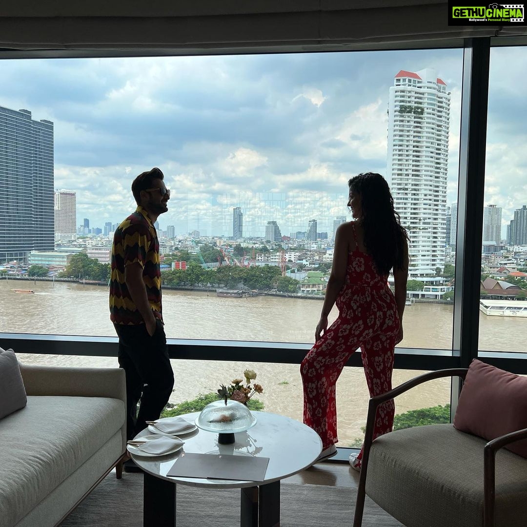 Ishita Dutta Instagram - Taking back home lot of memories and gifts π Thailand you were truly amazing. #bangkokdiaries @capellahotels @pickyourtrail #holidaydiaries #birthdaytrip #CapellaHotels #CapellaBangkok #UnwrapTheWorld #Pickyourtrail Wearing @myfywish @styling.your.soul