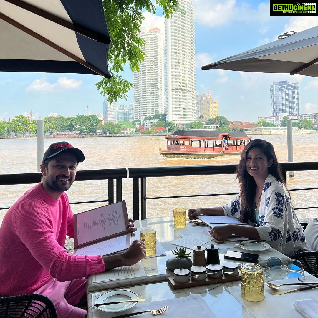Ishita Dutta Instagram - Taking back home lot of memories and gifts π Thailand you were truly amazing. #bangkokdiaries @capellahotels @pickyourtrail #holidaydiaries #birthdaytrip #CapellaHotels #CapellaBangkok #UnwrapTheWorld #Pickyourtrail Wearing @myfywish @styling.your.soul