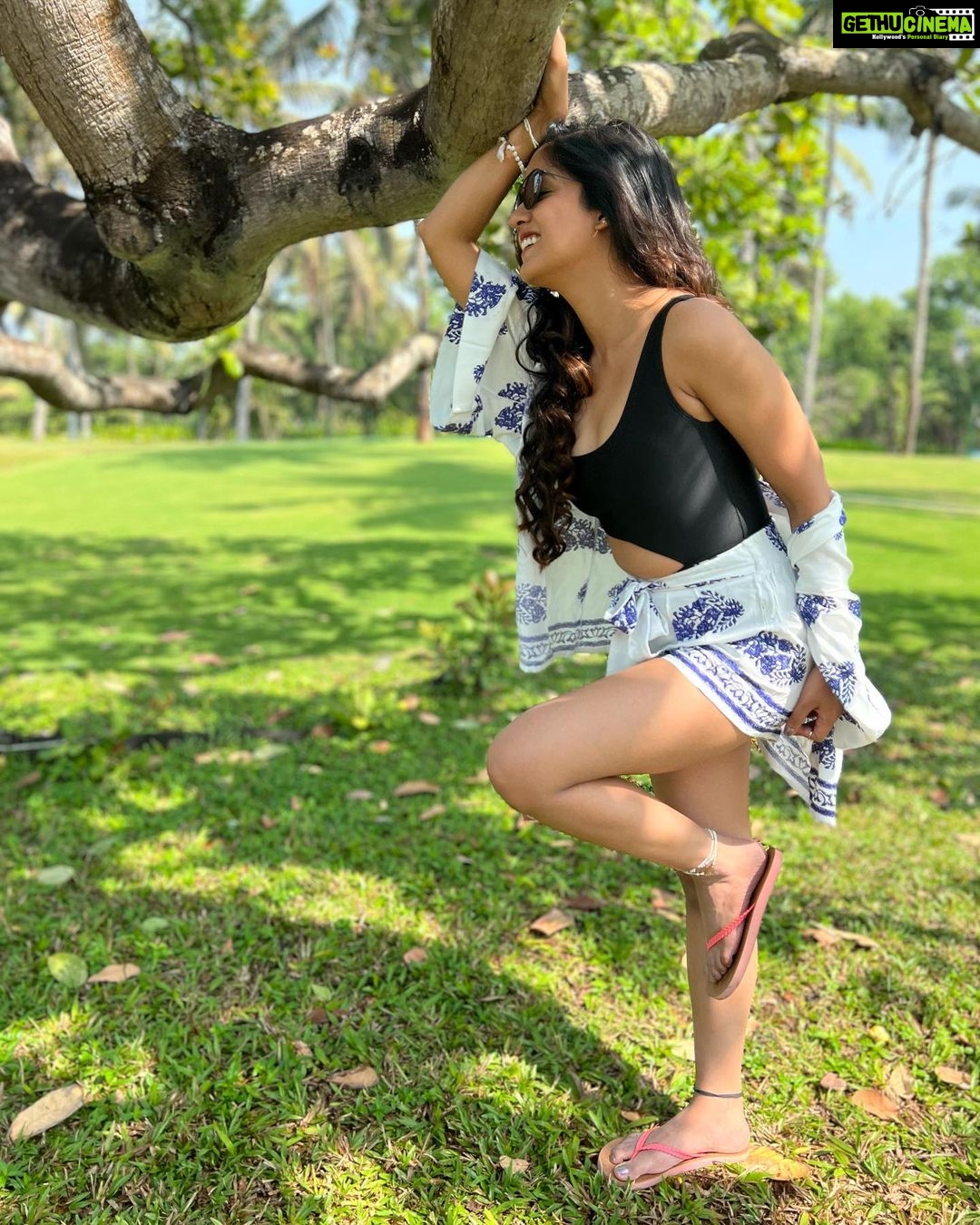 Ishita Dutta Instagram - My happy place 🏖 #alwaysandforever