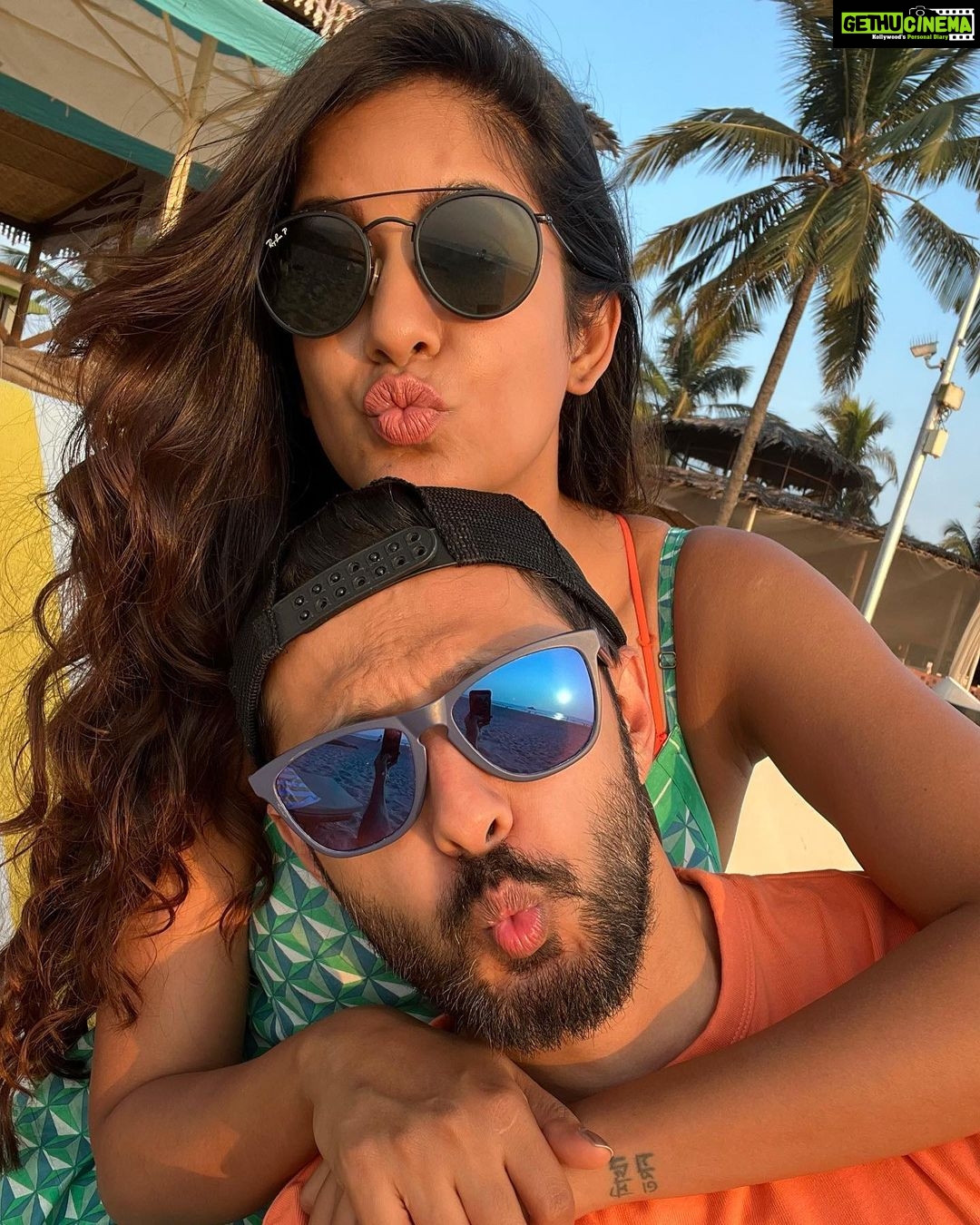 Ishita Dutta Instagram - My fav place with ma fav person @vatsalsheth ❤️