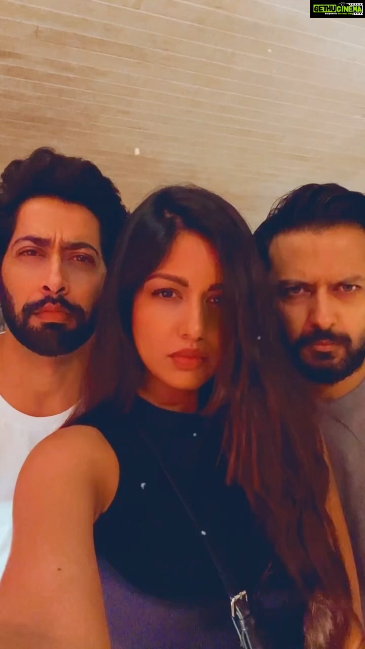 Ishita Dutta Instagram - Coz itโs trending and so are we ๐ @vatsalsheth @ankurbhatia