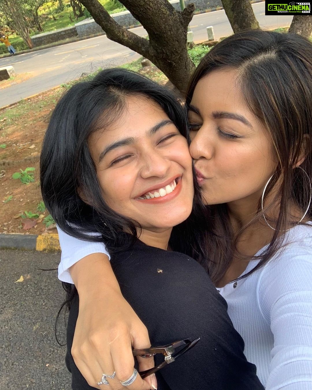 Ishita Dutta Instagram - Happy Happy Birthday @ihebahp I love u and I wish u all the happiness ❤️ What would I do without u my 1A 🥰