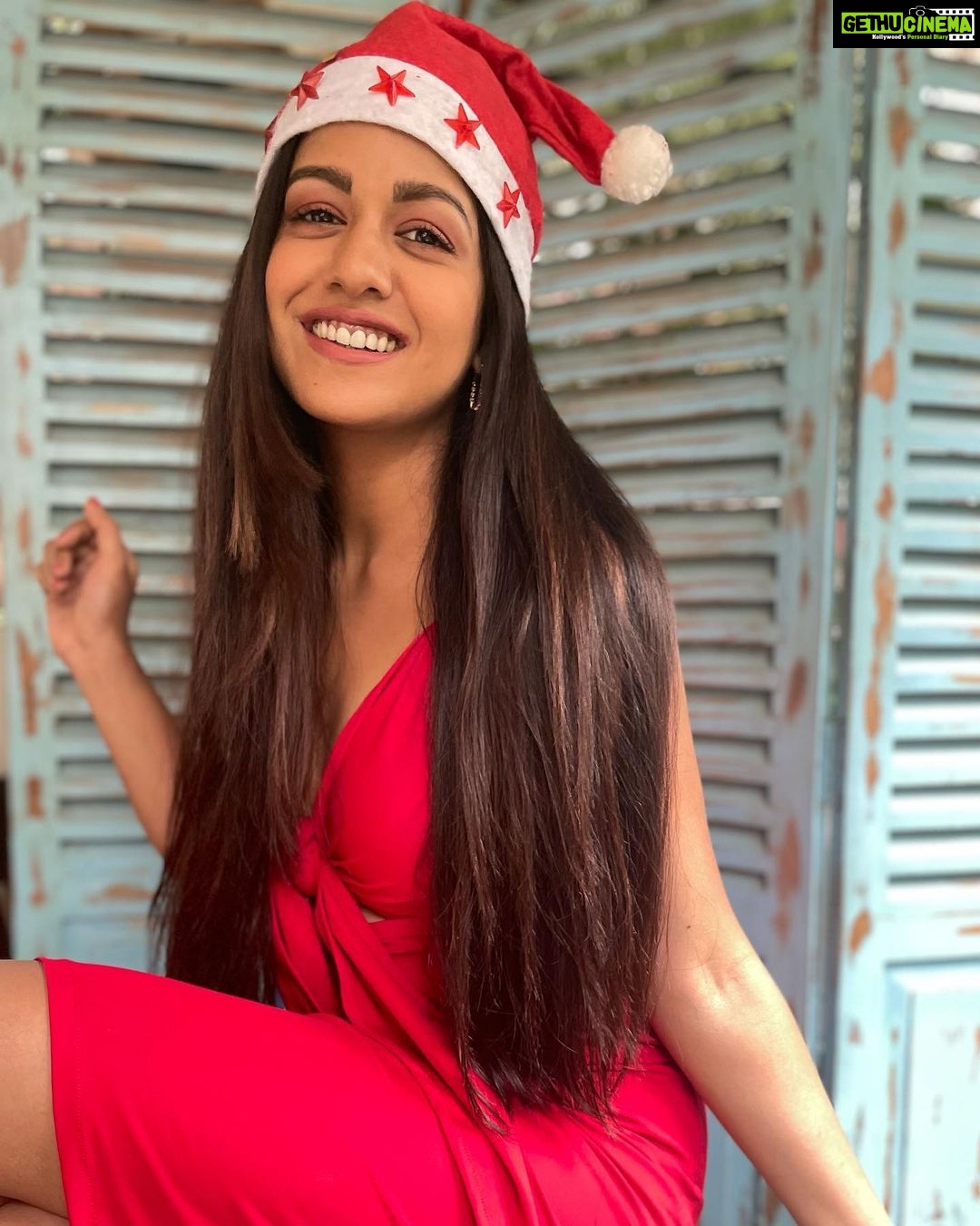 Ishita Dutta Instagram - Ho ho ho Merry Christmas 🎄