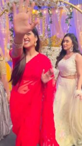 Ishita Dutta Instagram - Us ❤️ @vaibhavimahajan @nehaharsora_