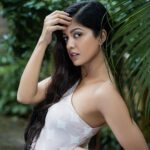 Ishita Dutta Instagram - Love is old Love is new Love is all Love is you ❤️ Styling & Concept: @styleitupbyaashna Shot by: @nikhil.p.sawant Outfit : @angryowltribe Jewellery : @avior.jewels HMU Team Head: @amuthevar HMU Team: @shribhalerao_