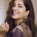 Ishita Dutta Instagram - Dreaming of wearing my favourite weaves and fabrics this year when the festivities arrive! What about you? Check out the amazing collection of traditional and modern weaves on @myntra! Tap the link in bio! #saree #sareelove #sareedraping #sareefashion #traditionalindianwear #festivelook #MyntraSareeWear #MyntraSareeCollection #Myntra #IndiasFashionExpert #PaidPartnership with @myntra . . . #galleri5InfluenStar