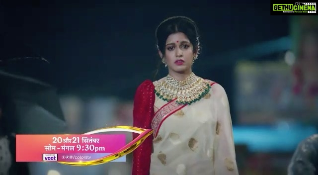 Ishita Dutta Instagram - #thodasabaadalthodasapaani @colorstv Mon-Fri 9:30PM