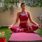 Ishita Dutta Instagram - But first yoga… 🧘‍♀️ Outfit: @activenalive Stylist: @styledbynikinagda