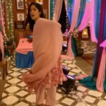 Ishita Dutta Instagram – Coz am filmy 😝
#bts 

@vaibhavimahajan 
Video credit @meghanjadhav 
#thodasabaadalthodasapaani ❤️