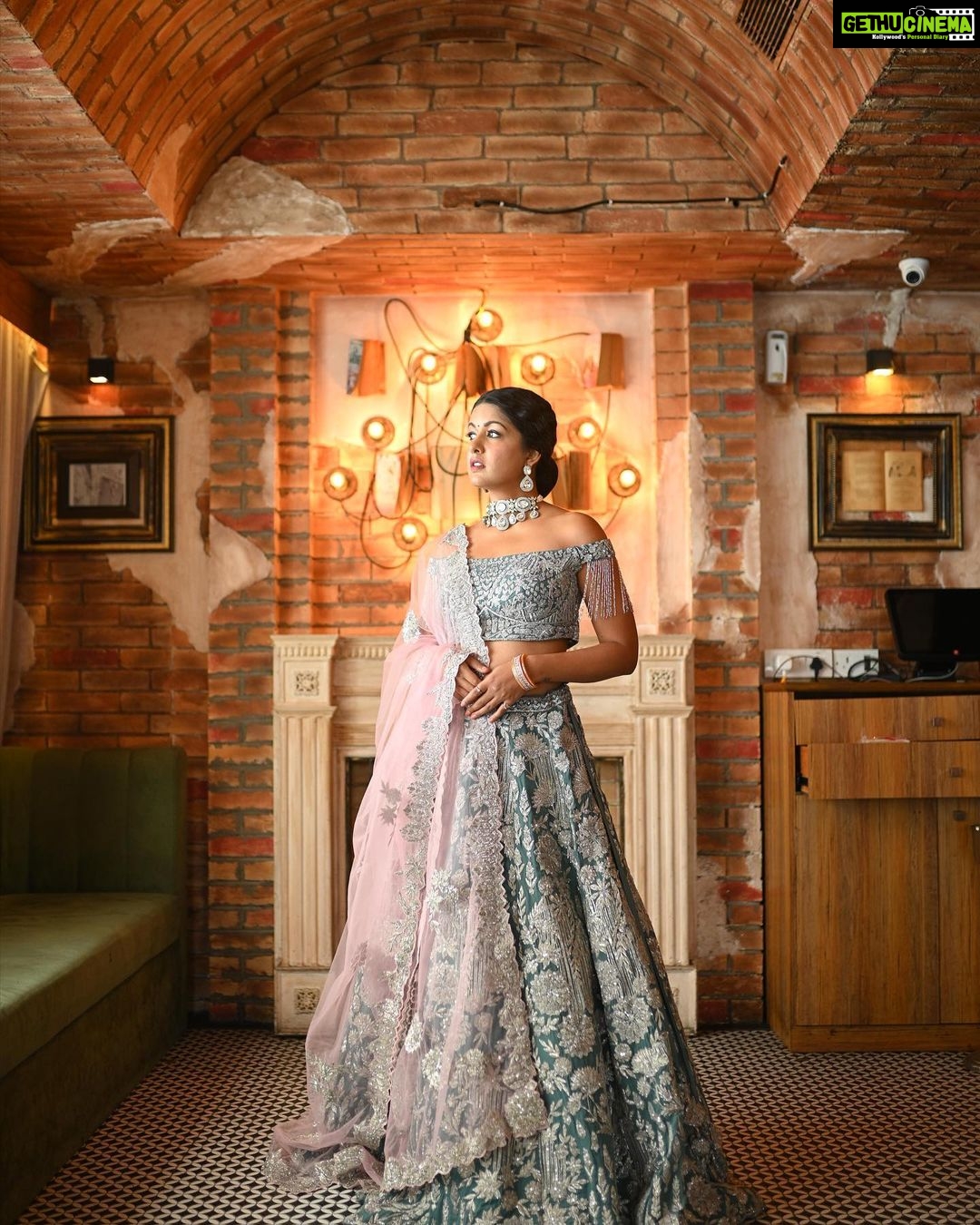 Photo Gallery Ishita Dutta looked gorgeous in her latest pics see her  glamorous looks