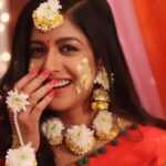 Ishita Dutta Instagram - This look is just ❤️❤️❤️ My fav🤩 #thodasabaadalthodasapaani Pic courtesy @itsshwetarastogi and her awesome phone 😝