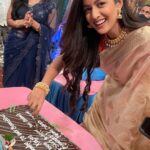 Ishita Dutta Instagram – Thanku guys for making my bday so so special… ❤️❤️❤️
Thanku to the entire team of #thodasabaadalthodasapaani @colorstv @optimystixmedia