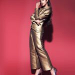 Ishita Dutta Instagram - Ready for my Mars mission 👽 Pictures credits: Styling & Concept: @styleitupbyaashna Photography: @mandar__ Outfit: @tailleur.india Rings: @fashionjewellery_21 HMU: @makeupbyheenal Studio: @studio211mumbai