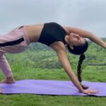 Ishita Dutta Instagram - Slow and steady… 🙏🙏🙏 #yogapractice #yogaeverywhere #yogaeveryday @kj_mandal