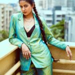 Ishita Dutta Instagram - And I am feeling good 💚 Styling & Concept: @styleitupbyaashna Shot by: @nikhil.p.sawant Pantsuit: @raman_malhi_official Necklace: @blingathon_official HMU Team Head: @amuthevar HMU Team: @shribhalerao_