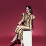 Ishita Dutta Instagram - Step up and glow ✨ Styling & Concept: @styleitupbyaashna Photography: @mandar__ Outfit: @tailleur.india Rings: @fashionjewellery_21 HMU: @makeupbyheenal Studio: @studio211mumbai