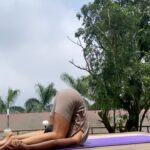 Ishita Dutta Instagram – Just go with the flow 🍃

#yogalove #yogaflow 
@kj_mandal