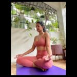 Ishita Dutta Instagram - Letting go is the hardest asana Slowly getting there… #yogaforlife 🙏🙏🙏