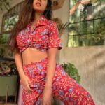Ishita Dutta Instagram - New Monday New Week New Goals ❤️❤️❤️ Stylist: @styledbynikinagda Outfit: @oldmarigoldindia