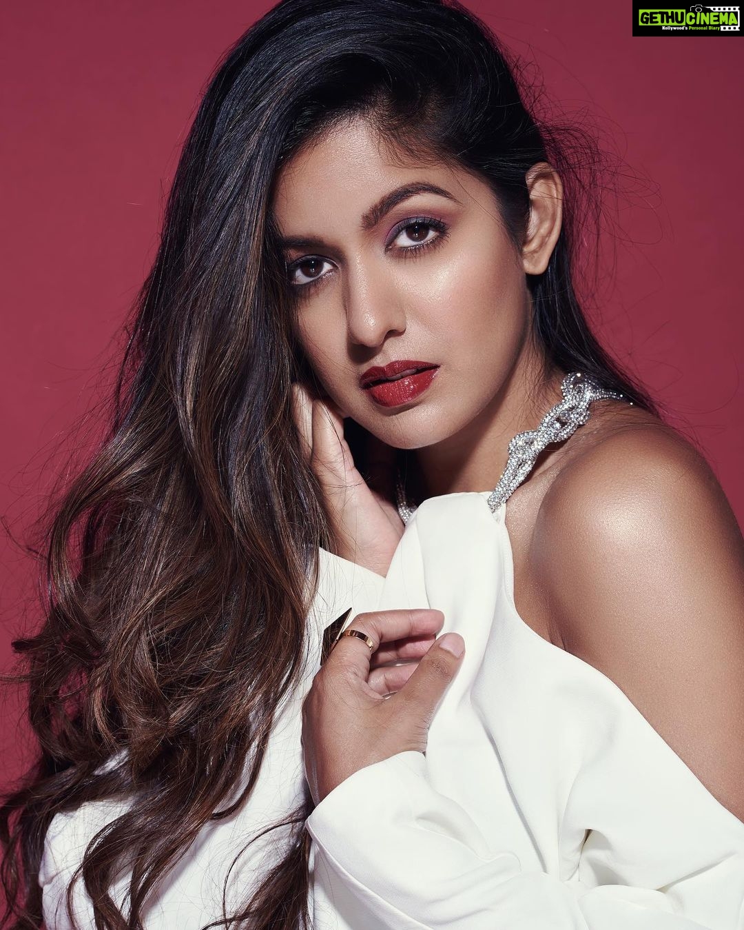 Ishita Dutta Instagram - As hot as fire as cold as ice… Styling & Concept: @styleitupbyaashna Photography: @mandar__ Jumpsuit: @ikichic_official Rings: @fashionjewellery_21 HMU: @makeupbyheenal Studio: @studio211mumbai