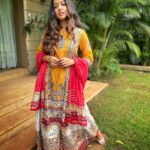 Ishita Dutta Instagram - Did I tell you how much I love wearing indian ❤️❤️❤️ Swipe right to see the full look… Stylist: @styledbynikinagda Outfit: @juniperjaipur Pr: @digitallydiksha