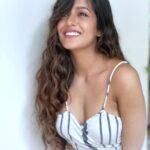 Ishita Dutta Instagram - Coz am happy ❤️❤️❤️ Wearing @howwhenwearclothing