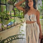 Ishita Dutta Instagram - Coz am happy ❤️❤️❤️ Wearing @howwhenwearclothing