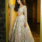 Ishita Dutta Instagram - Navratri ke Navrang Episode 1: Safed Styled by: @styleitupbyaashna Shot by: @nikhil.p.sawant Outfit: @emiraasbyindrani @indrani_designerstore Jewellery: @maxplus_jewels Hair & Makeup Team: @makeoverbysejalthakkar @celebsmakeupbysejal Location: @sayagrandresortthane #navratri #2022 #ishitadutta