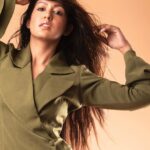 Ishita Dutta Instagram - Last hair flip from this look 🤓 Photography - @subhankar_barui_official Styling - @arjunkumarlabel Makeup - @divyashetty_ Hair - @arbazshaikh6210 Studio - @outtasync_production