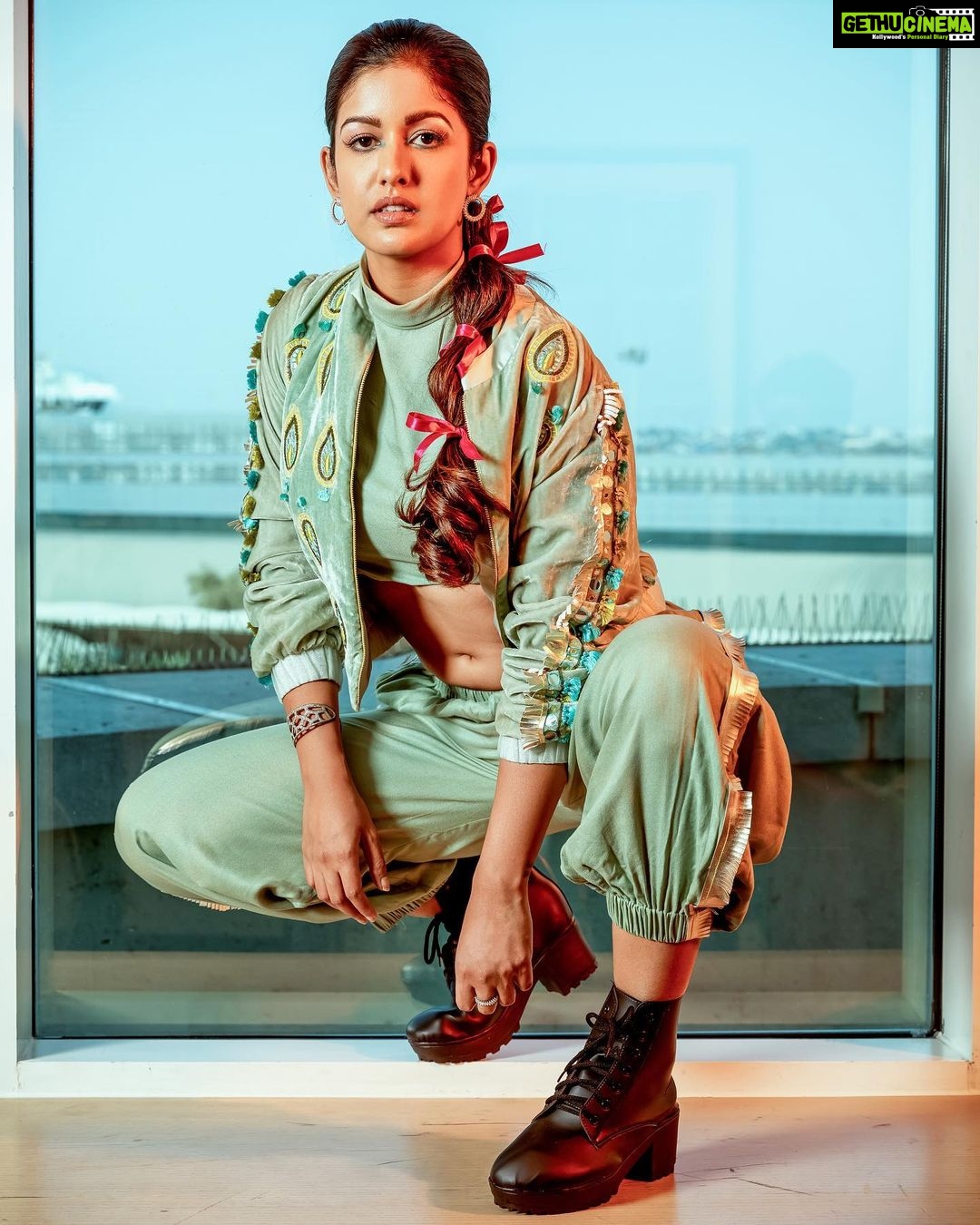 Ishita Dutta Instagram - Caught escaping reality.... so I stopped n posed 🌿 Styled by : @krishi1606 Assistant : @desairadhika Photography: @sanjaydubeyphotography Editing : @niravthakkarphotograhy Outfit : @shwetaaggarwal.official @viralmantra Jewellery : @milsilaccessories Makeup : @makeupbykausha Hair : @amuthevar Location courtesy: @tajsantacruzmumbai