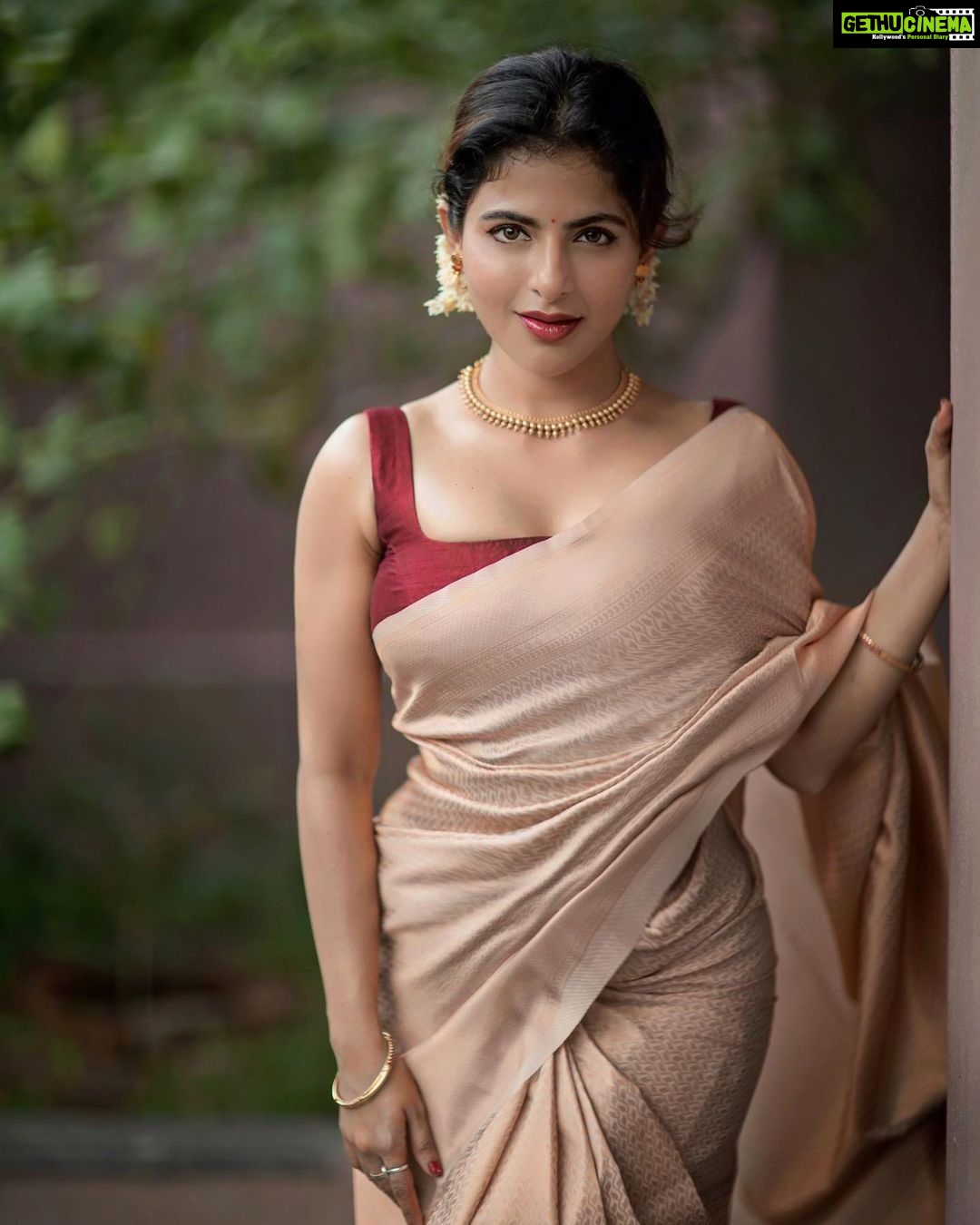 Iswarya Menon - 299.3K Likes - Most Liked Instagram Photos