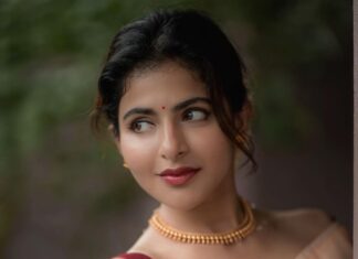 Iswarya Menon Instagram - Onam ashamsakal 🌸 Wish you a great, vivacious, prosperous, happy, abundant, and a blissful Onam! Let this Onam festival bring good fortune and abundance in your family. ♥️ Sending you lots of love 🥰 . . @camerasenthil @jeevithamakeupartistry @ivalinmabia
