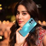 Janhvi Kapoor Instagram – The new #vivoV25Series is the touch of Delight you need to embrace the Magic of Festivities.
Avail exciting offers this festive season.

Head over to @vivo_india to know more.

#vivoBigJoyDiwali