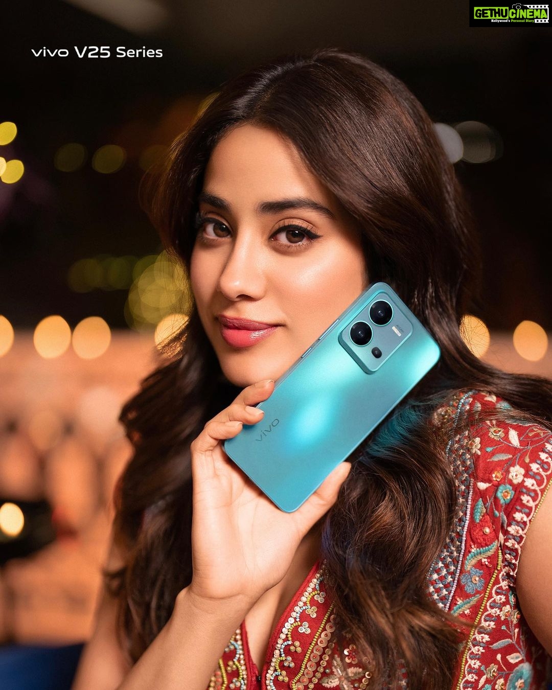 Janhvi Kapoor Instagram - The new #vivoV25Series is the touch of Delight you need to embrace the Magic of Festivities. Avail exciting offers this festive season. Head over to @vivo_india to know more. #vivoBigJoyDiwali