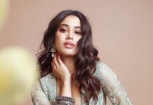 Janhvi Kapoor Instagram - portraits of a girl out of a freezer… and into your hearts?? 😬🙃🤞🏻 #Mili