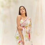 Janhvi Kapoor Instagram - 🌸🌺🌼