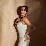 Janhvi Kapoor Instagram – passionate from miles away, passive with the things u say